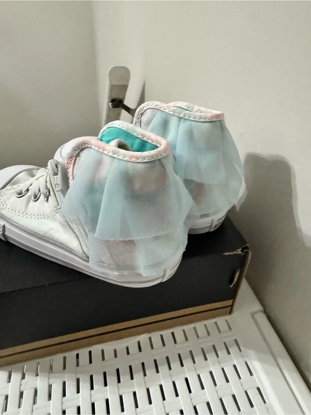 Converse Kids White High-Top Sneakers with Pastel Blue and Pink Accents